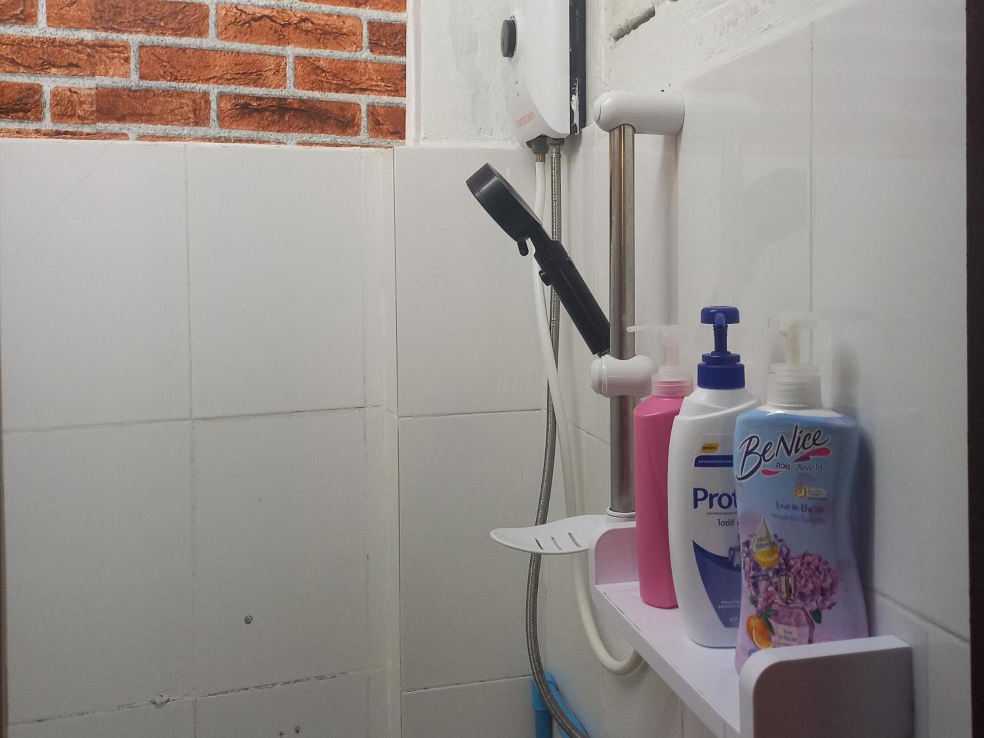 Happy Hostel Μπανγκόκ Δωμάτιο φωτογραφία