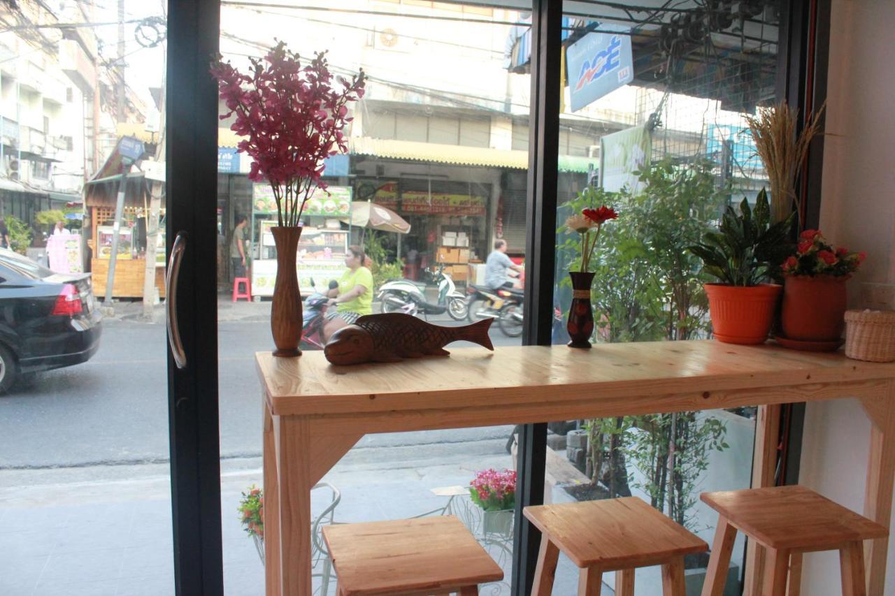 Happy Hostel Μπανγκόκ Εξωτερικό φωτογραφία